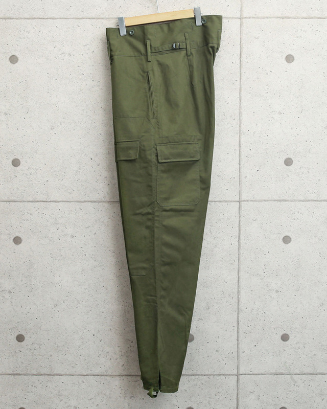 新品 デッドストック チェコ軍 M-85 フィールドカーゴパンツ MILITARY 実物 新品 デッドストック チェコ軍 M-85 フィールド