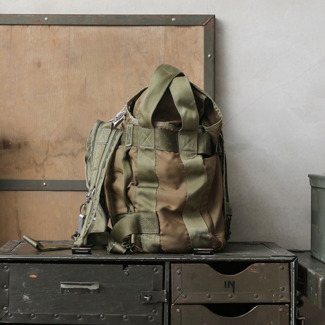 ミリタリー 卸売 仕入れ 問屋 実物 USED チェコ軍 3WAY