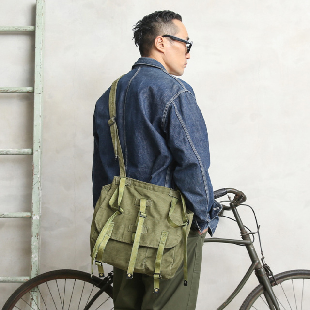 実物 USED ルーマニア軍 VINTAGE ブレッドバッグ ナイロンストラップ