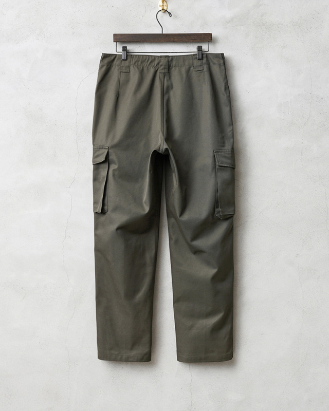 オーストリア軍　1992年製　フィールドパンツ　96-100 Ⅲ-Ⅵ 90s オーストリア軍 ファティーグカーゴパンツ 96-100 Ⅲ/Ⅳ - メルカリ