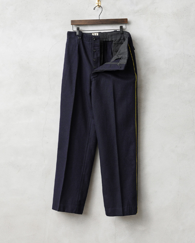 ミリタリー 卸売 仕入れ 問屋 実物 新品 デッドストック フランス軍