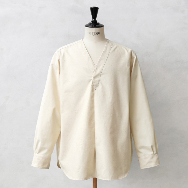 I.C.ORADEA社製 ルーマニア軍 スリーピングシャツ Vネック SLAB COTTON ナチュラル