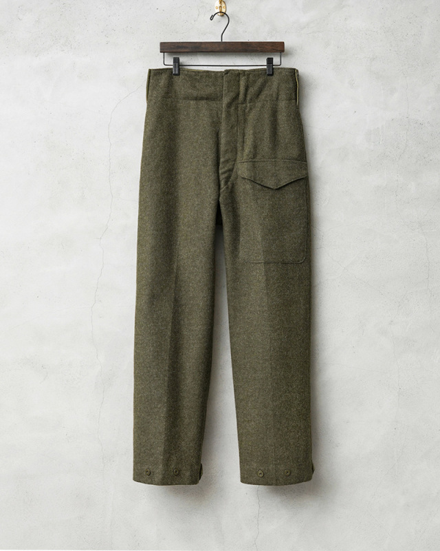 ミリタリー,卸売,仕入れ,問屋,実物,新品,デッドストック,カナダ軍