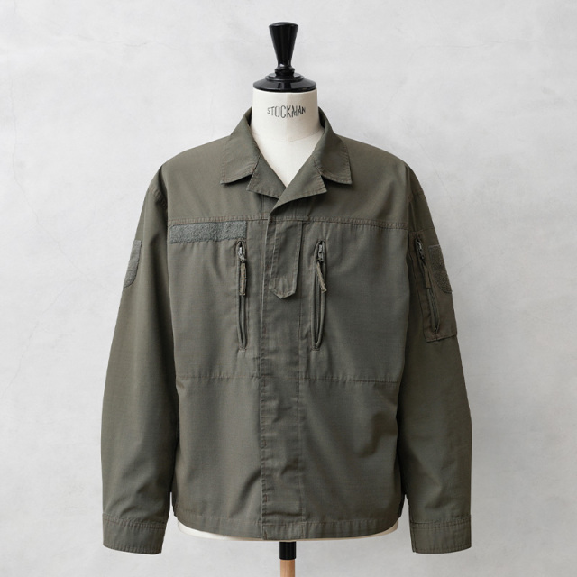 オーストリア軍 戦闘服 上下 セット パッチ 階級章 キャップ 実物 放出品 ミリタリー卸売仕入れ問屋M.Q.C オーストリア軍放出品 軍服