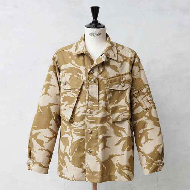 実物 新品 デッドストック イギリス軍 FR（FIRE RESISTANT）COMBAT ジャケット デザートDPMカモ
