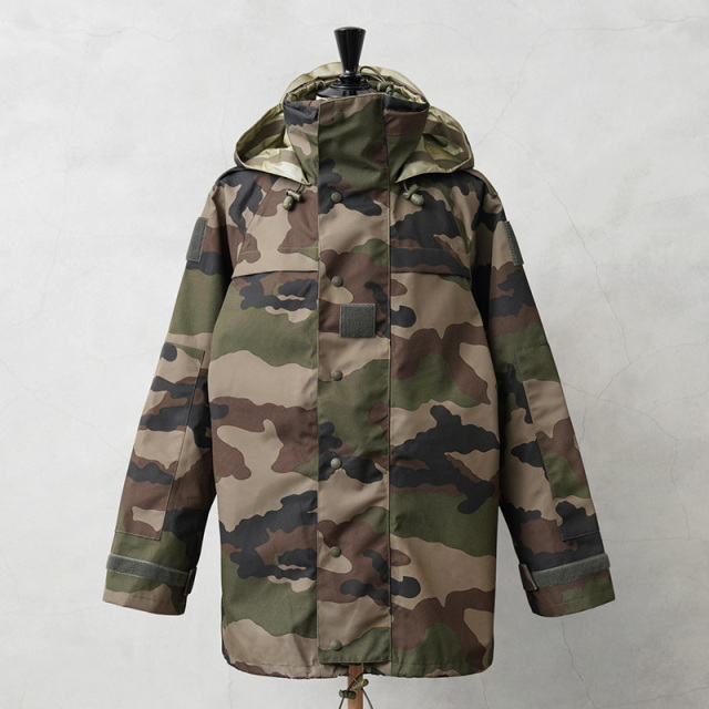 実物 USED フランス軍 CCE CAMO WATERPROOF フィールドパーカ 2ポケット