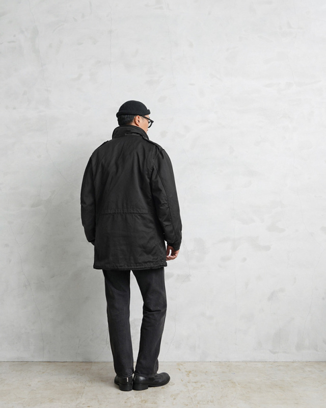 実物 M-65フィールドジャケット 黒染め M/S ディープブラック染め 実物 新品 デッドストック オーストリア軍 M-65 フィールドジャケット