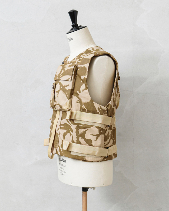 イギリス軍 AFVコンバットボディーアーマーベスト 185/104 ボディ