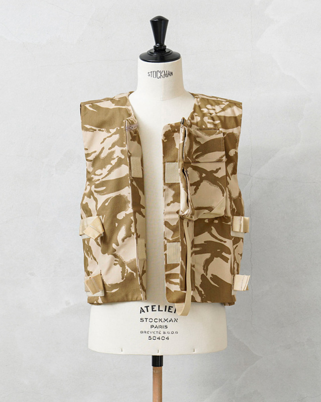 デッドストック未使用　イギリス軍デザートカム　タープ デッドストック未使用 イギリス軍デザートカム タープ MILITARY