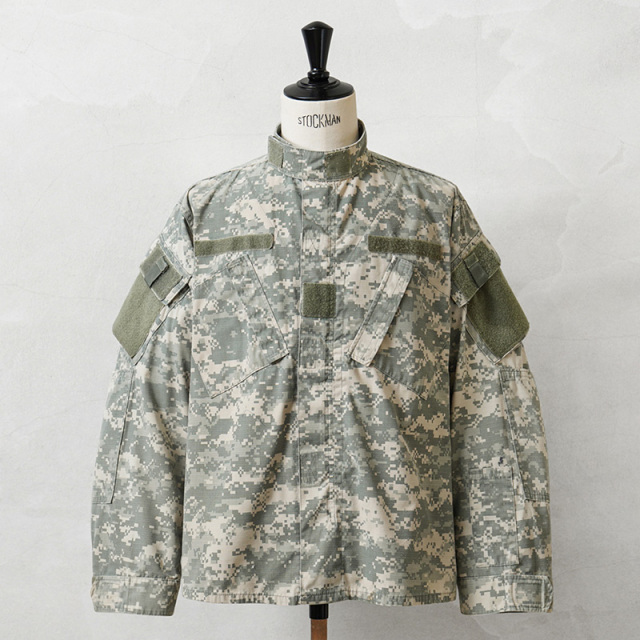 実物 USED 米軍 ACU コンバット ジャケット UCP