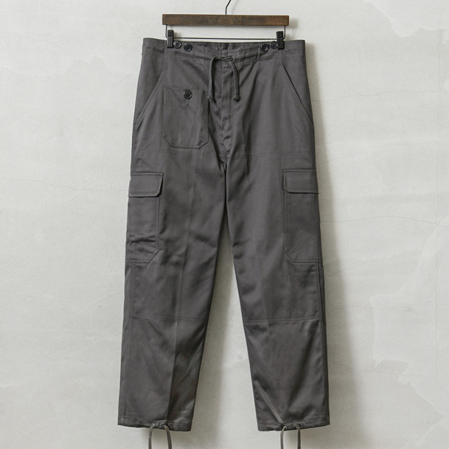 実物 新品 デッドストック デンマーク軍 M-71 ダブルニー コンバット カーゴパンツ 前期型