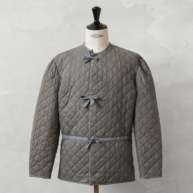 オーストリア軍 戦闘服 上下 セット パッチ 階級章 キャップ 実物 放出品 ミリタリー卸売仕入れ問屋M.Q.C オーストリア軍放出品 軍服