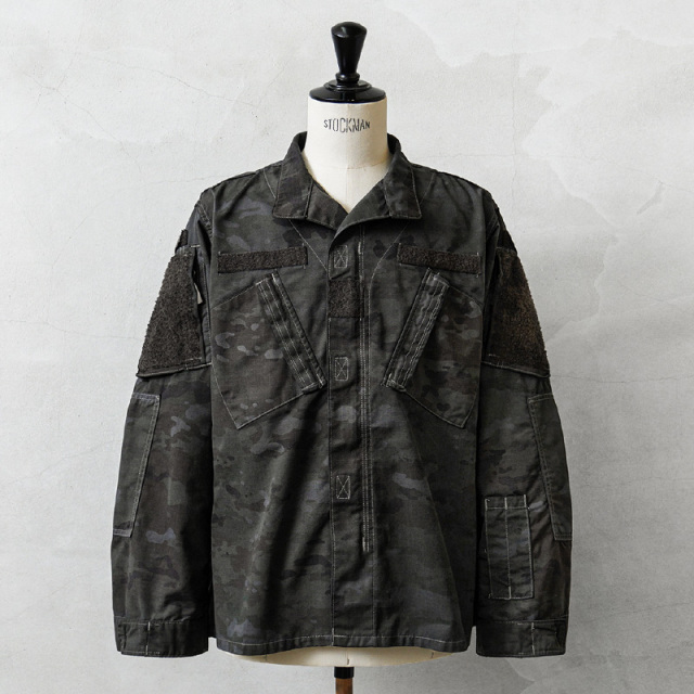 実物 USED 米軍 COMBAT ジャケット OCP スコーピオンW2 コットンナイロン BLACK染め