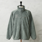実物 新品 デッドストック 米軍 ECWCS Gen3 POLARTEC（ポーラテック） フリースジャケット FOLIAGE