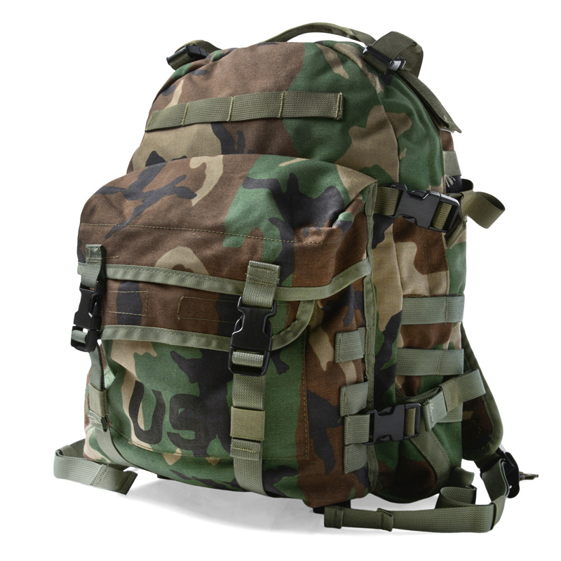 実物 新品 米軍 MOLLE II 3DAY アサルトパック WOODLAND