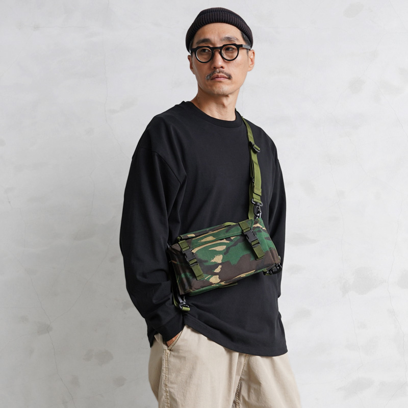 実物 新品 デッドストック イギリス軍 DATA TERMINAL TABLET ケース / ショルダーポーチ DPMカモ SMALL