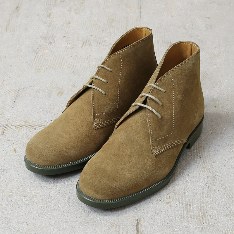 実物 新品 デッドストック イギリス軍 スエード デザート チャッカブーツ