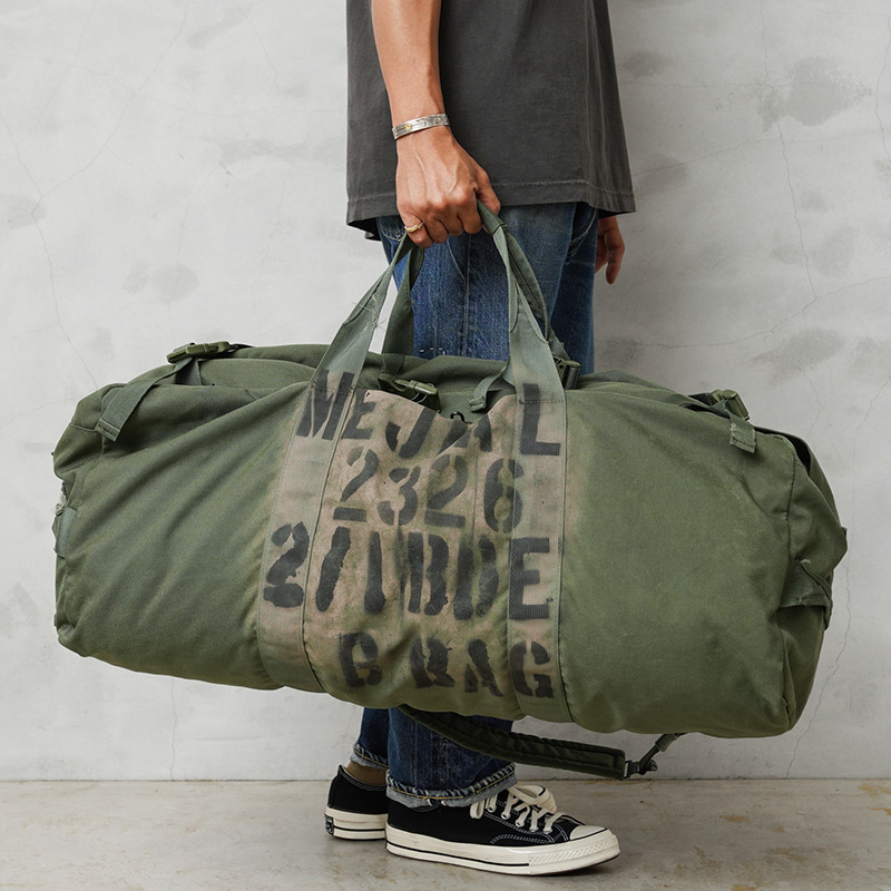 実物 USED 米軍 トランスポート ダッフルバッグ PAINTED（マーキングあり）