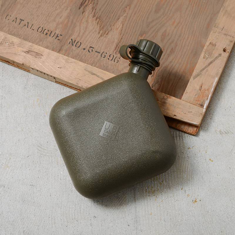 実物 USED 米軍 2QT ウォーターキャンティーン ソフトタイプ