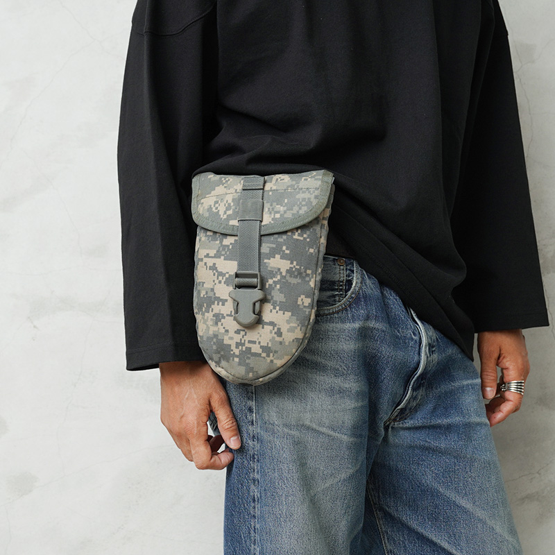 実物 USED 米軍 MOLLE II ENTRENCHING TOOL POUCH ASSENBLY ショベルポーチ ACU（UCP）