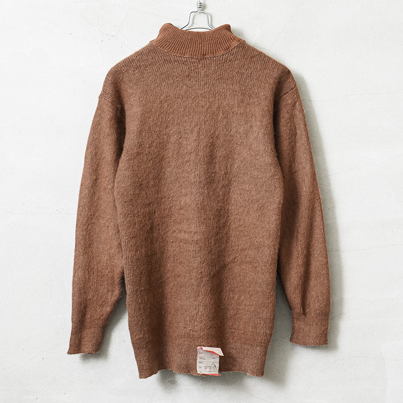 実物 新品 デッドストック ロシア軍（旧ソ連軍） モックネック ウールセーター ブラウン