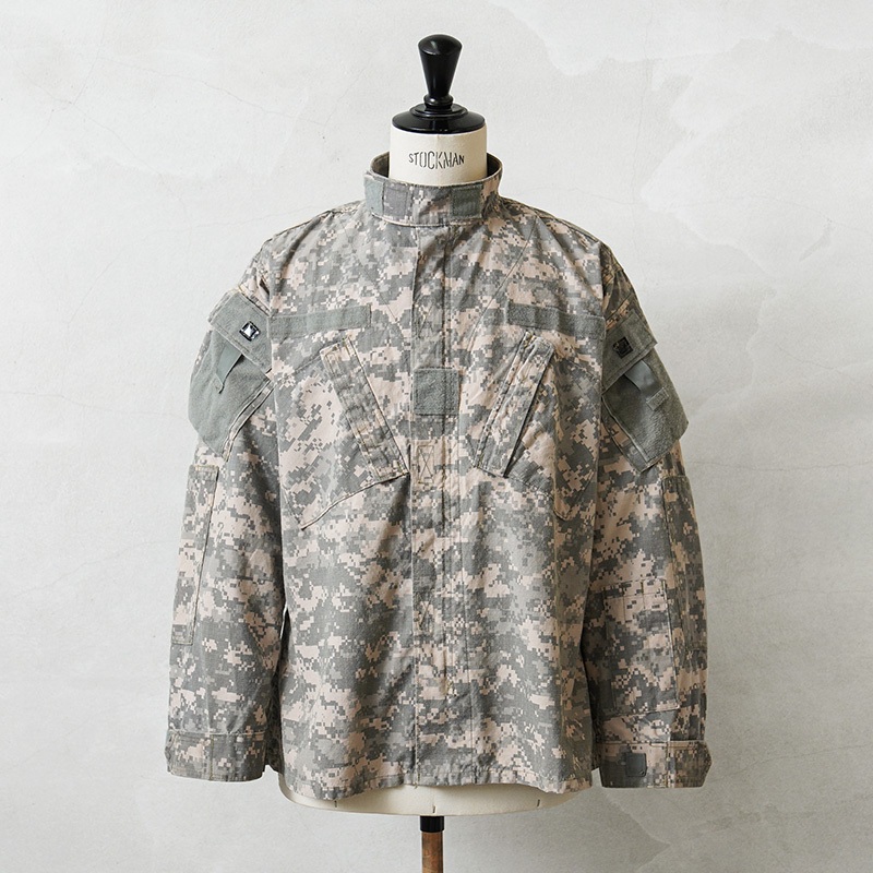 実物 USED 米軍 ACU FLAME RESISTANT コンバット ジャケット UCP