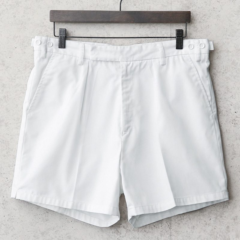 実物 USED イギリス軍 TRI-SERVICE ホワイト ショートパンツ ウエストボタン