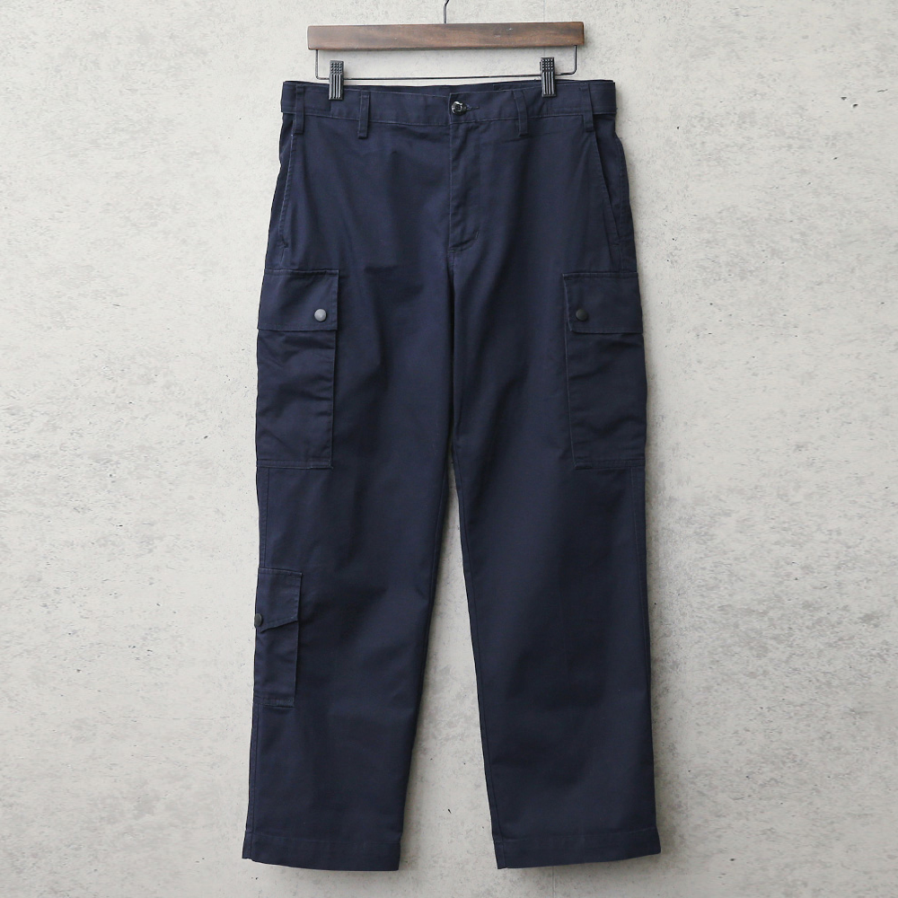 実物 USED オランダ軍 王立保安隊 フィールドカーゴパンツ ナイフポケット付き NAVY