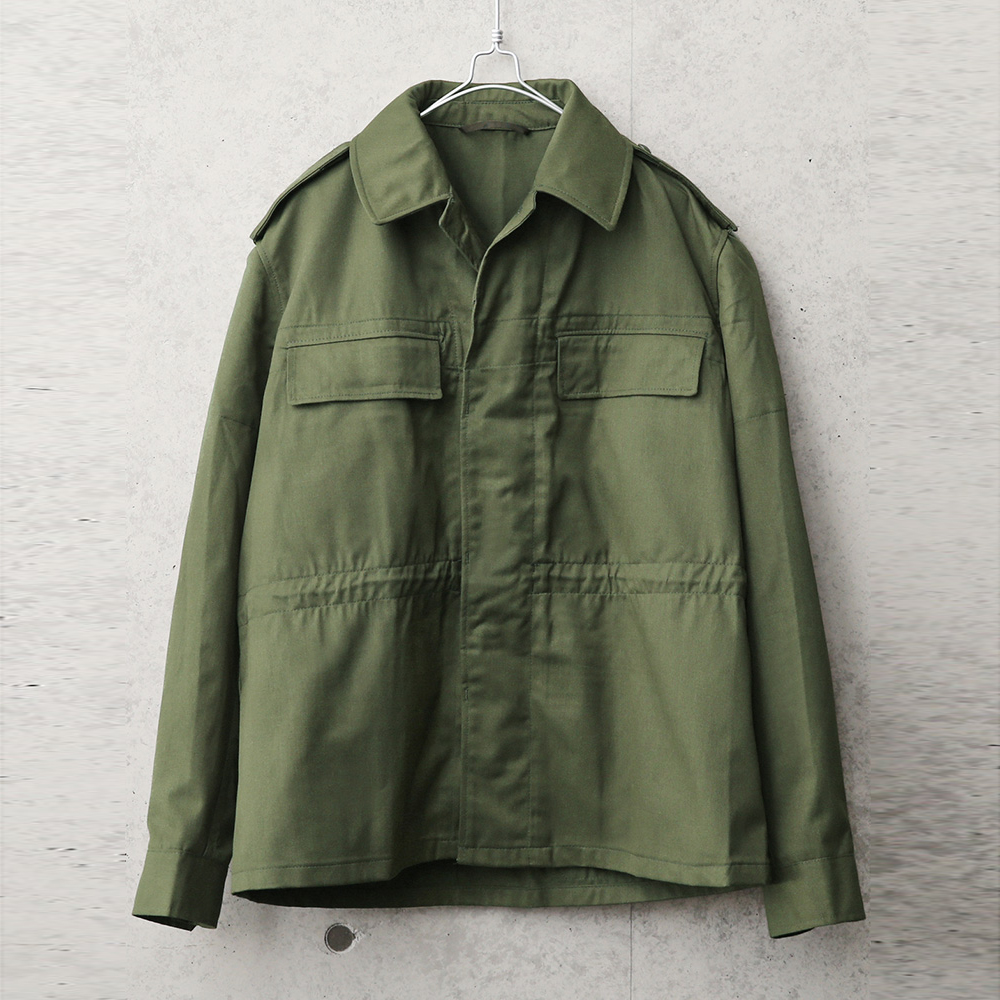 実物 新品 デッドストック チェコ軍 M-85 ジャケット オリーブ バックポケット付き