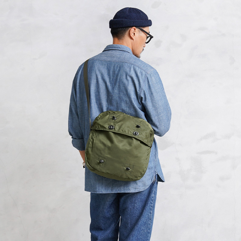 実物 新品 デッドストック オランダ軍 ファーストエイド メディカル ショルダーバッグ SOLID