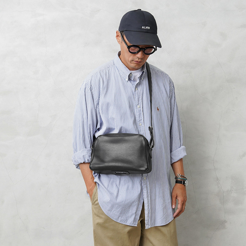 実物 USED イギリス軍 PVCレザー オフィサー ショルダーバッグ 