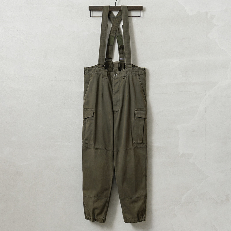 実物 USED オーストリア軍 ダブルニー カーゴパンツ サスペンダー付き