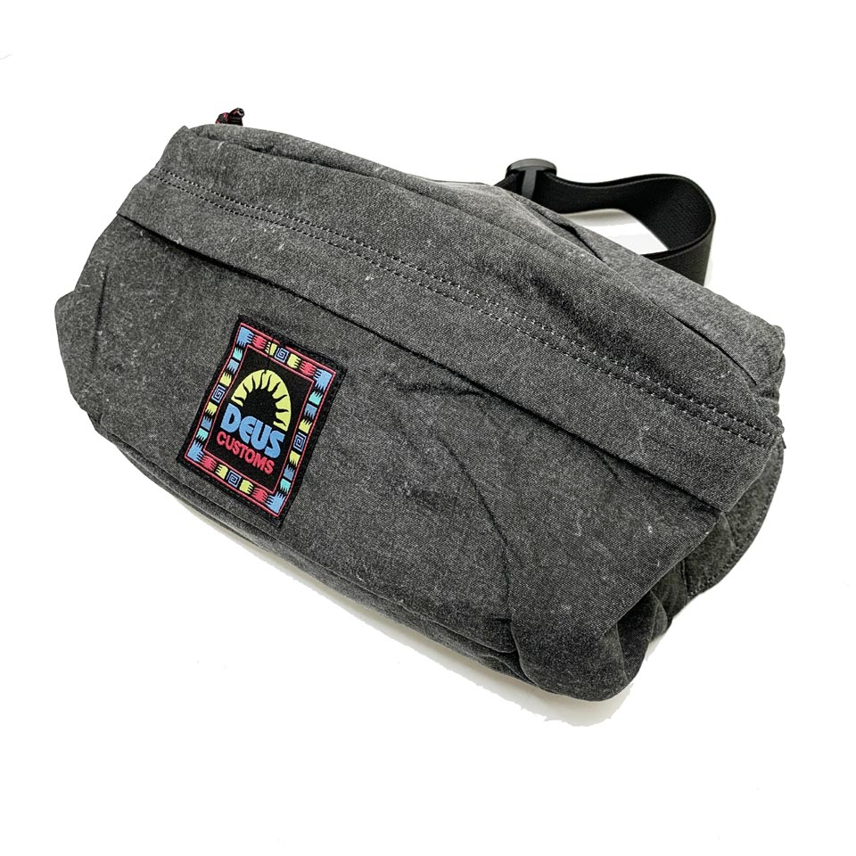 新品 DEUS センターフィン 9.0 黒 デウス コラボ ミッドレングス