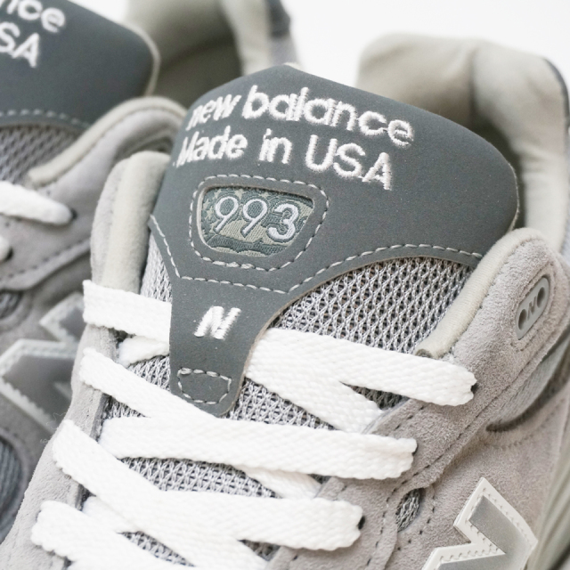 NEW BALANCE / MR993