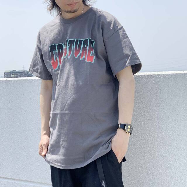 NHS creature クリーチャー ロンT フェード 墨黒 袖プリ CREATURE クリーチャー Tシャツ プリント グラフィック ホラー