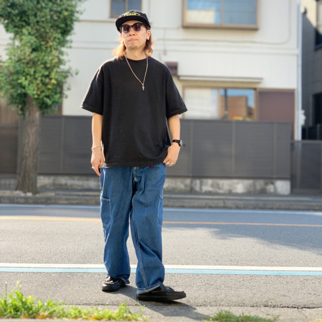 グラミチ　黒デニム Gramicci x BEAMS 25FW デニムオーバーパンツの国内先行予約が