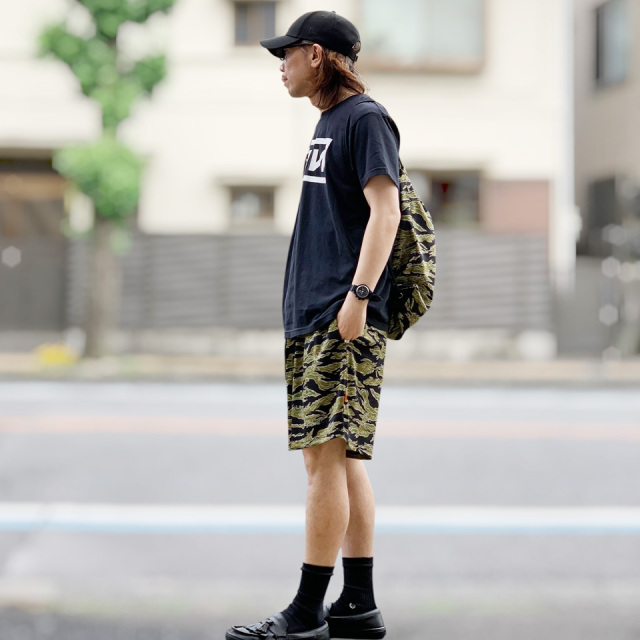 ATEEZ ヨーロッパ 限定 MD クロップド フーディ＆パンツセットMサイズ① ATEEZ ヨーロッパ 限定 MD クロップド フーディ＆パンツセットMサイズ