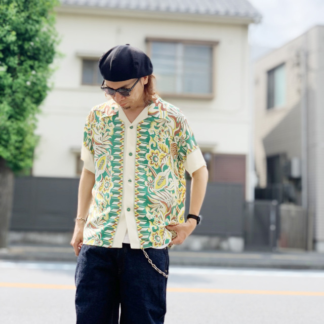 サンサーフ SUN SURF アロハシャツ ハワイアンシャツ RAYON HAWAIIAN S/S SHIRT “FLOWER FIELD BORDER” 半袖 レーヨン 花柄 オフホワイト OFF WHITE 白 Lot No. SS39430