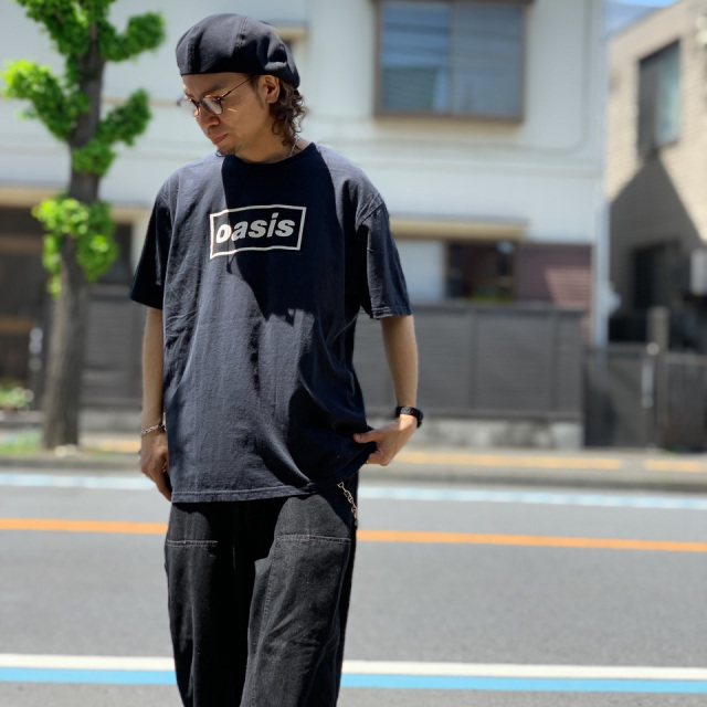 THRIFTY LOOK / OASIS DECCA S/S TEE