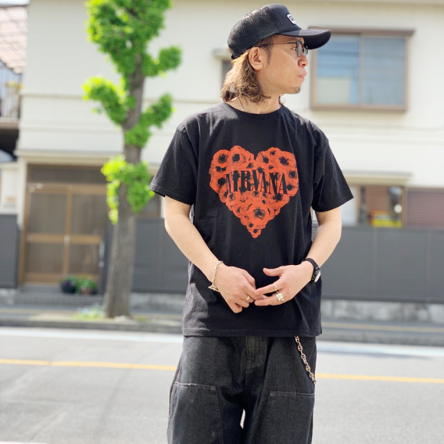 THRIFTY LOOK / NIRVANA HEART OF FLOWERS S/S TEE