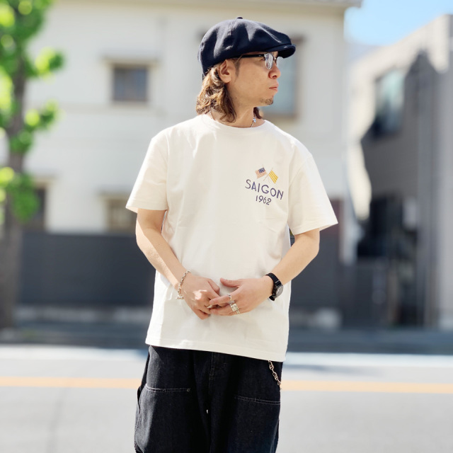 テーラー東洋 / SUKA T-SHIRT EMBROIDERED “SAIGON VIET-NAM”