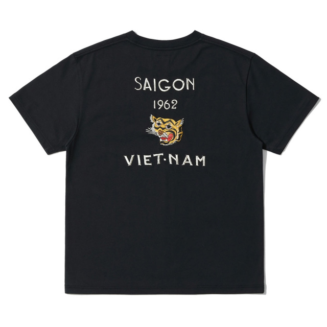 テーラー東洋 / SUKA T-SHIRT EMBROIDERED “SAIGON VIET-NAM”
