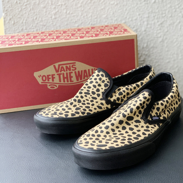 VANS / CLASSIC SLIP-ON