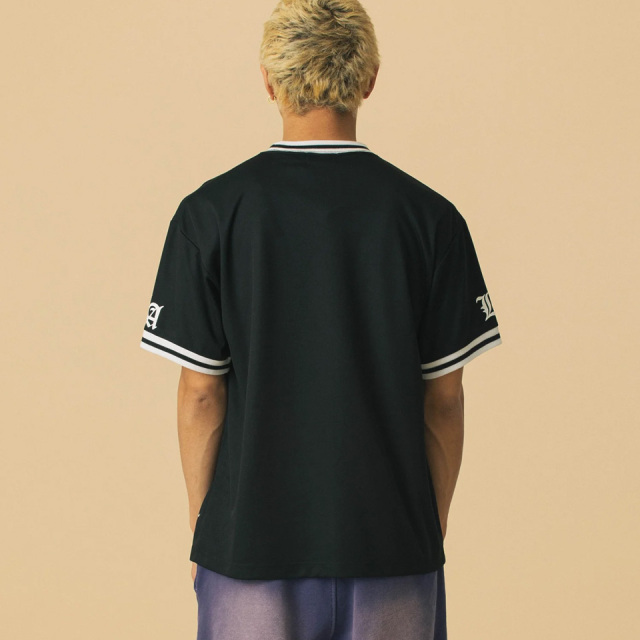 XLARGE / XLARGE FOOTBALL JERSEY