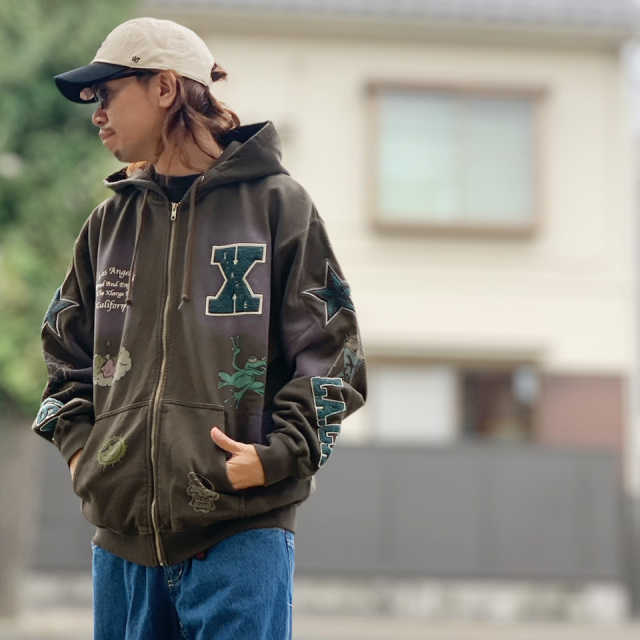 エクストララージ XLARGE ジップパーカー MULTI LOGO ZIP UP HOODED SWEATSHIRT フーディー ブラウン BROWN ビンテージ加工 101253012017