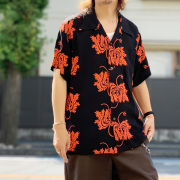 サンサーフ SUN SURF アロハシャツ ハワイアンシャツ RAYON HAWAIIAN S/S SHIRT “CORAL HIBISCUS” 半袖 レーヨン ブラック 黒 BLACK Lot No. SS39412