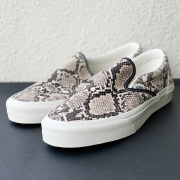 VANS ヴァンズ  CLASSIC SLIP-ON PYTHON TURTLEDOVE (VN0010W0DJR)
