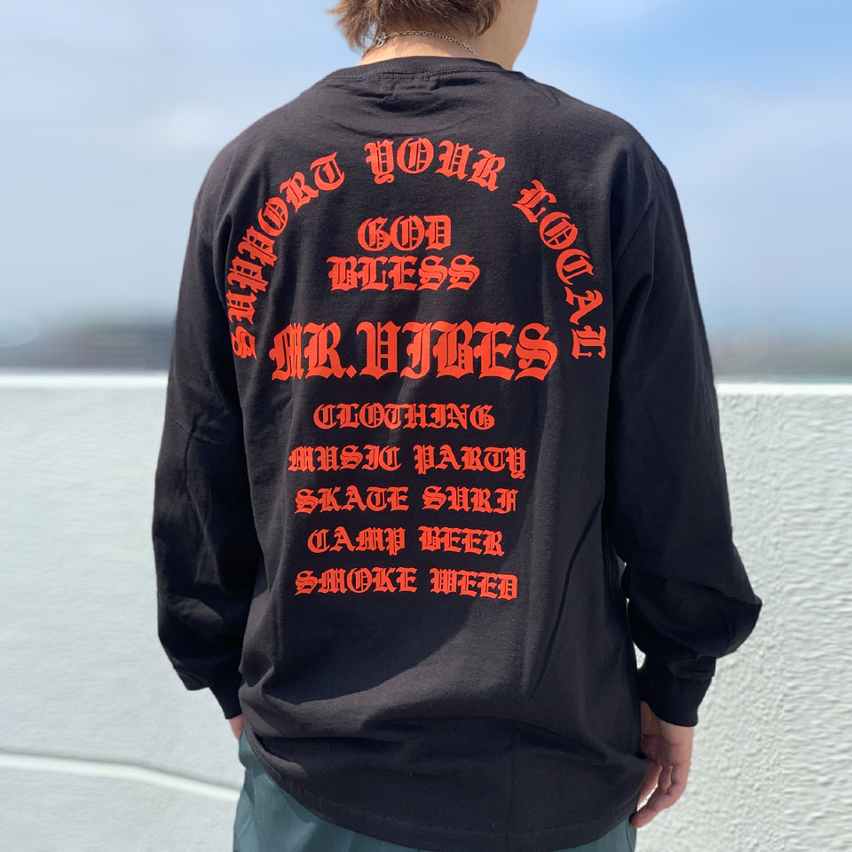 MRV by Mr.vibes ロンT Tシャツ GOD BLESS L/S Tee 長袖 オリジナル バックプリント  ブラック/オレンジ 黒 BLACK