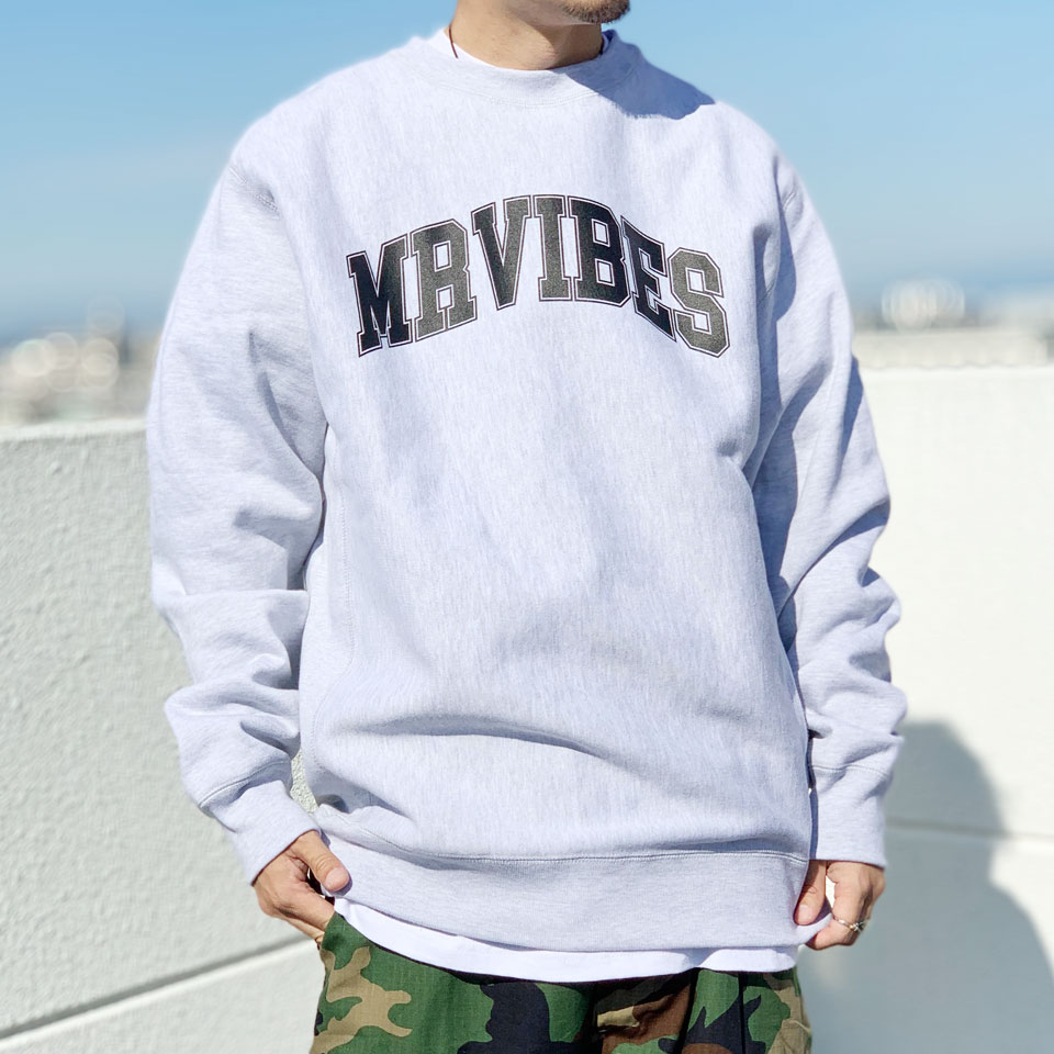 MRV by Mr.vibes クルースウェット MRVIBES COLLEGE CREWNECK SWEAT トレーナー オリジナル ミスターバイブス カレッジロゴ アッシュグレー ASH GREY 灰色