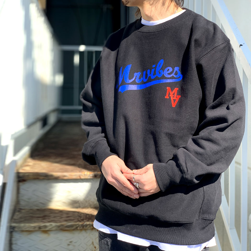MRV by Mr.vibes クルースウェット SCRIPT LOGO CREWNECK SWEAT トレーナー オリジナル ミスターバイブス ブラック/ブルー BLACK 黒